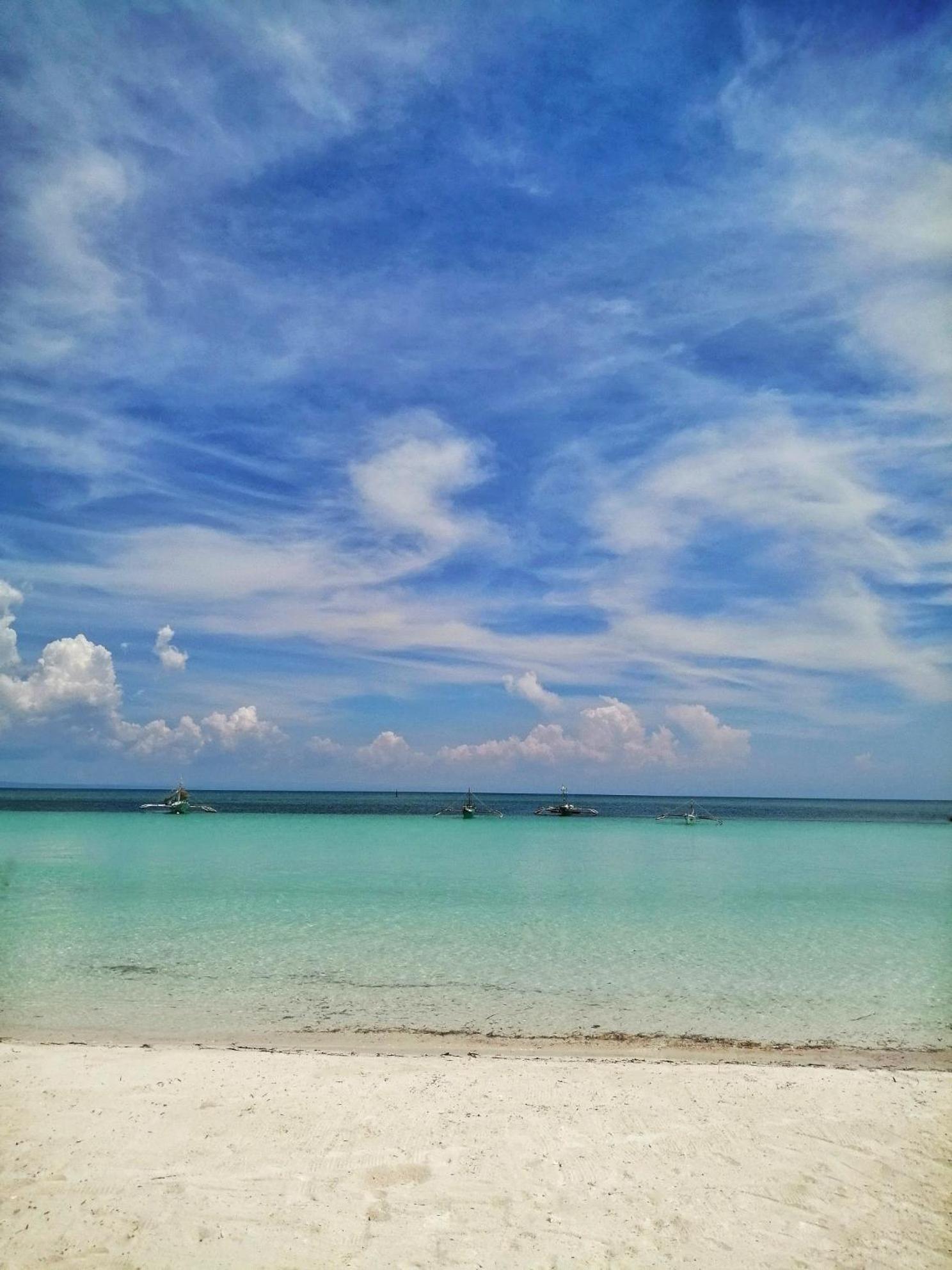 Dohibern Beach Resort Bantayan Exterior foto